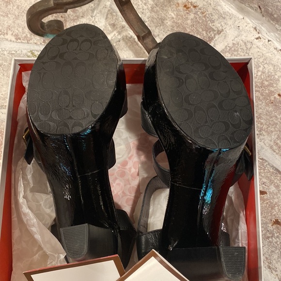 NWT.  Coach 3.5” heels. Jamie Textured Calf. Leather and Patent Platform - Picture 11 of 11